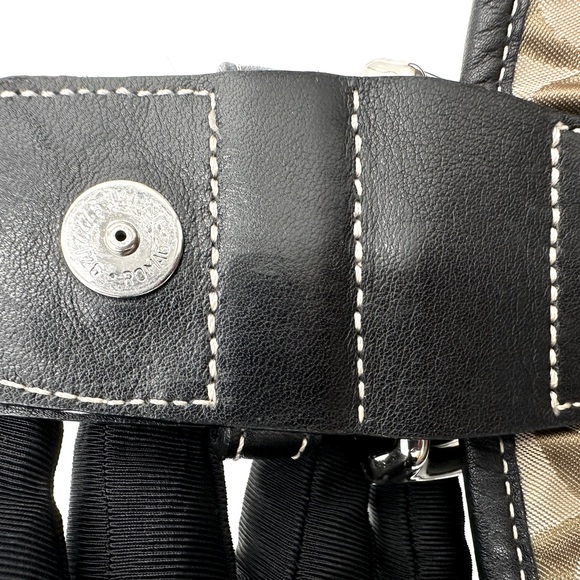 VINTAGE COACH LEATHER HOBO (style #9481) BUCKET CROSSBODY BAG - Picture 10 of 15